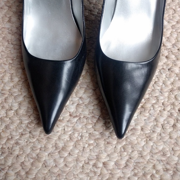 Rare! Worthington Classic Black Genuine Leather Pointy Pumps 9 - Picture 2 of 5